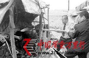 利用“地溝油”制假,一發(fā)現(xiàn)即嚴(yán)處。(資料圖片,圖文無關(guān)) 利用“地溝油”制假,一發(fā)現(xiàn)即嚴(yán)處。(資料圖片,圖文無關(guān))